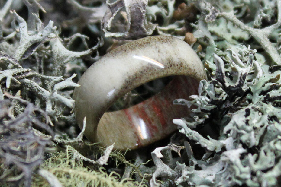 Ring aus Hirschgeweih